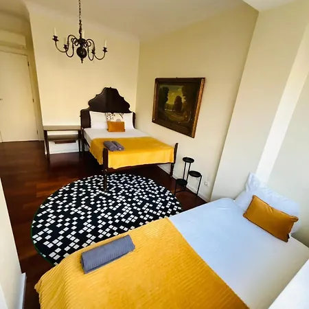 Albergue Luxury In Lisbon, Perfect For Tourists