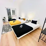 Luxury In Lisbon, Perfect For Tourists Hostel Lisboa